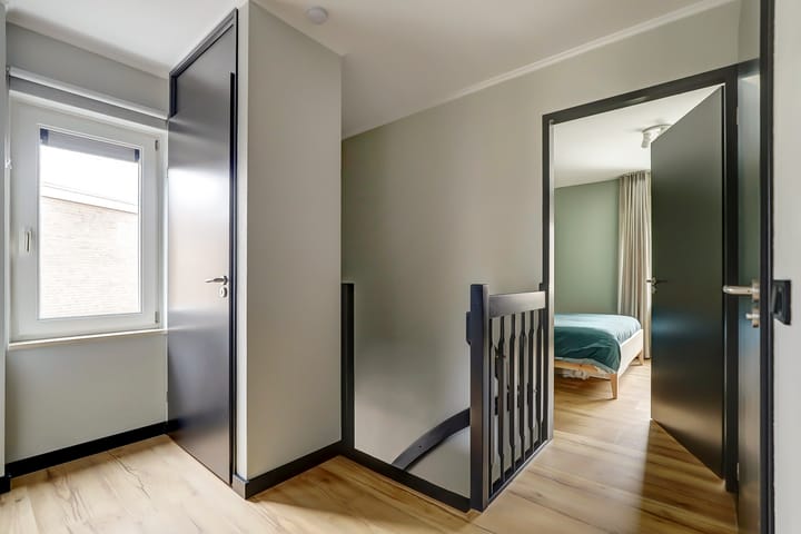 Foto 32 van Oostsingel 32-C