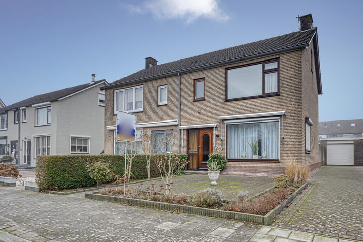 Foto 1 van Rozenlaan 22