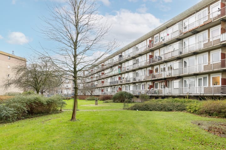 Foto 3 van Charlotte de Bourbonstraat 29-1