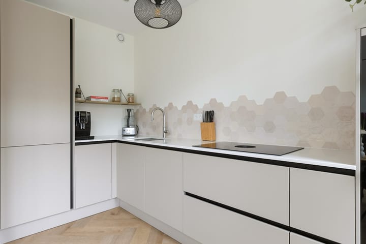 Foto 5 van Charlotte de Bourbonstraat 29-1