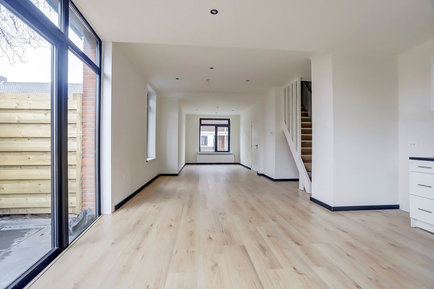 Photo 5 of Wolfstraat 37