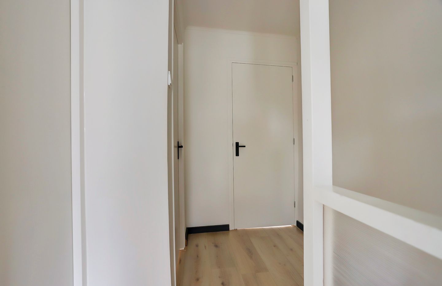 Photo 10 of Wolfstraat 37