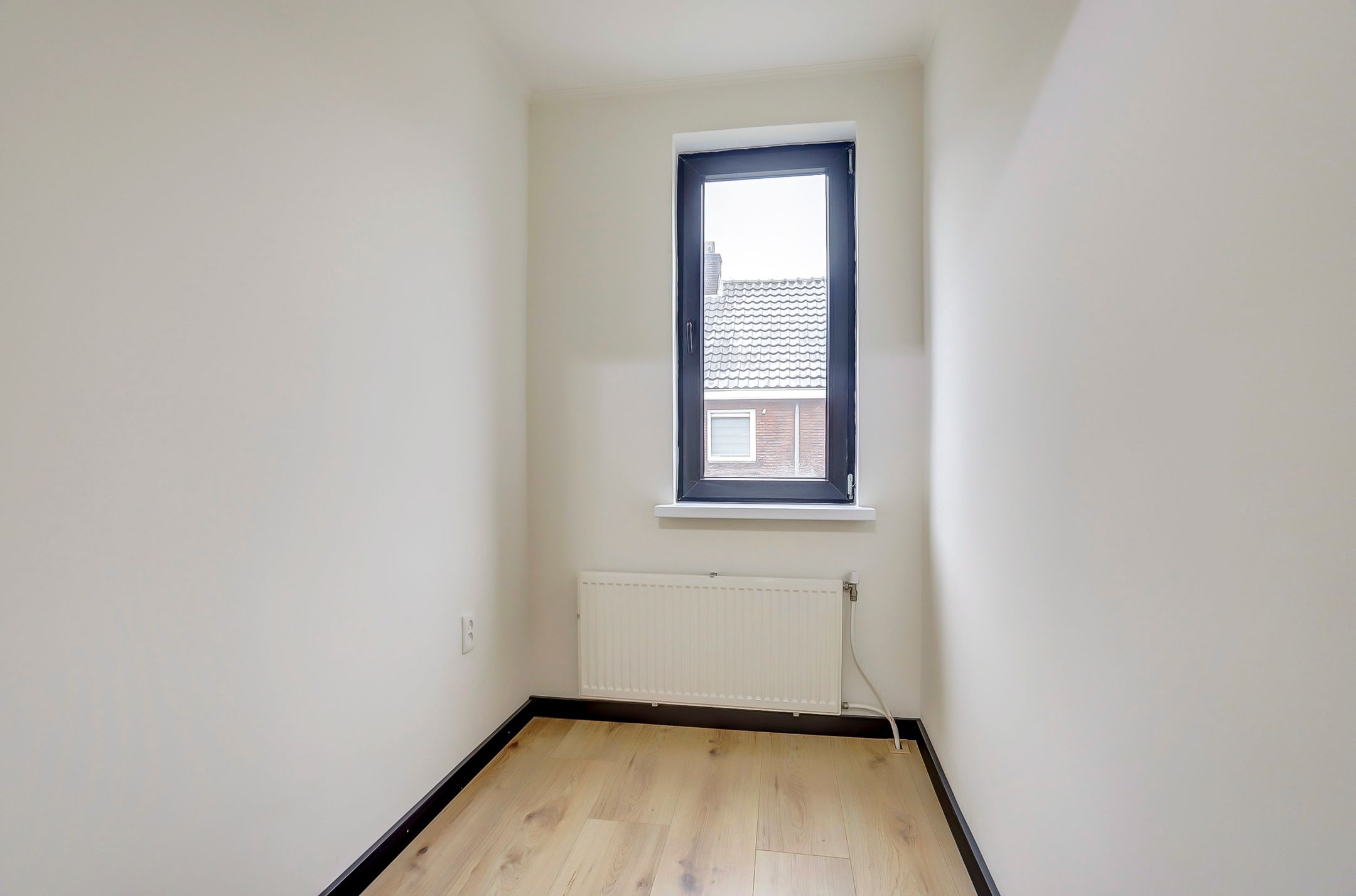 Photo 15 of Wolfstraat 37