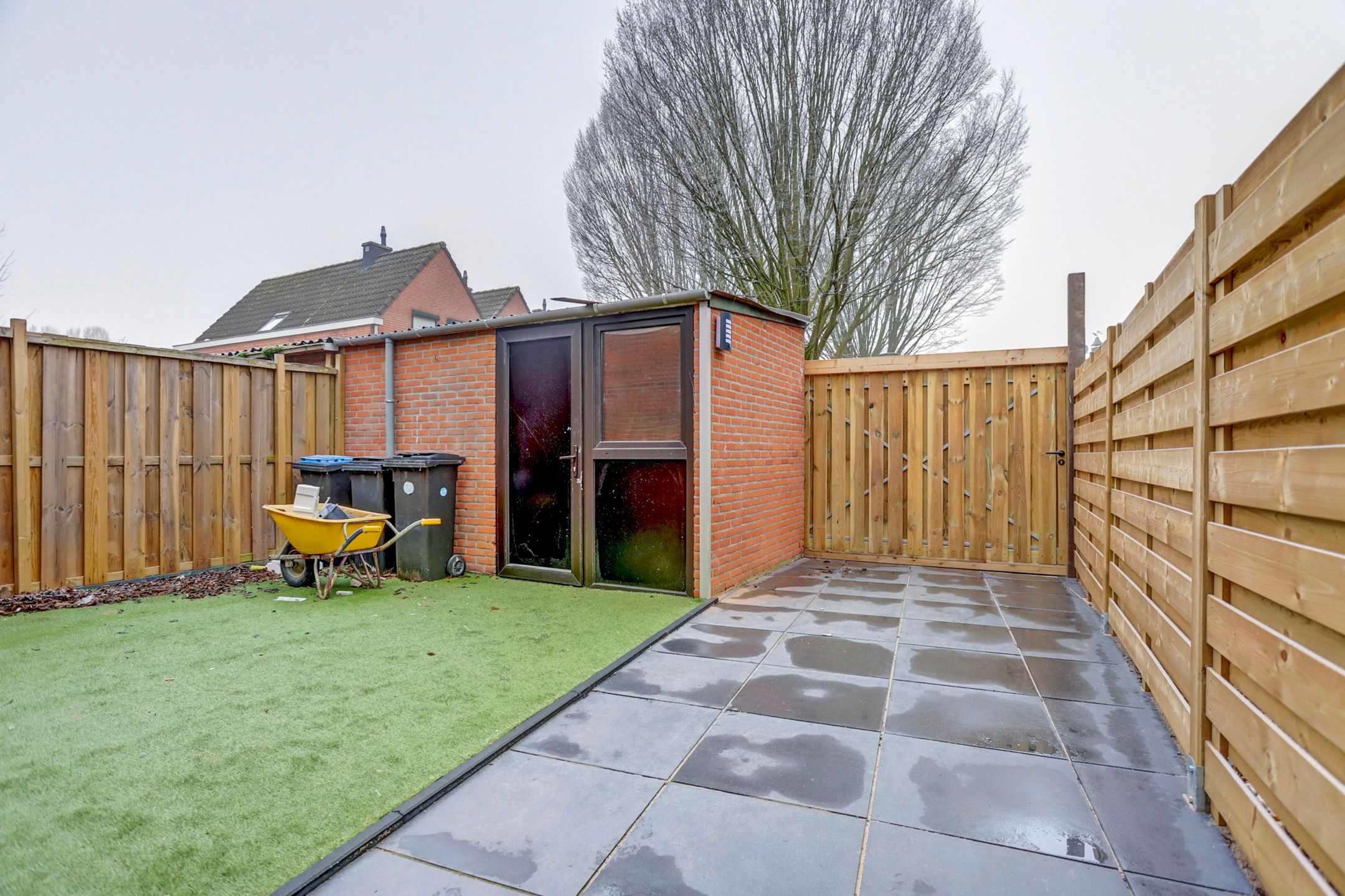 Photo 21 of Wolfstraat 37