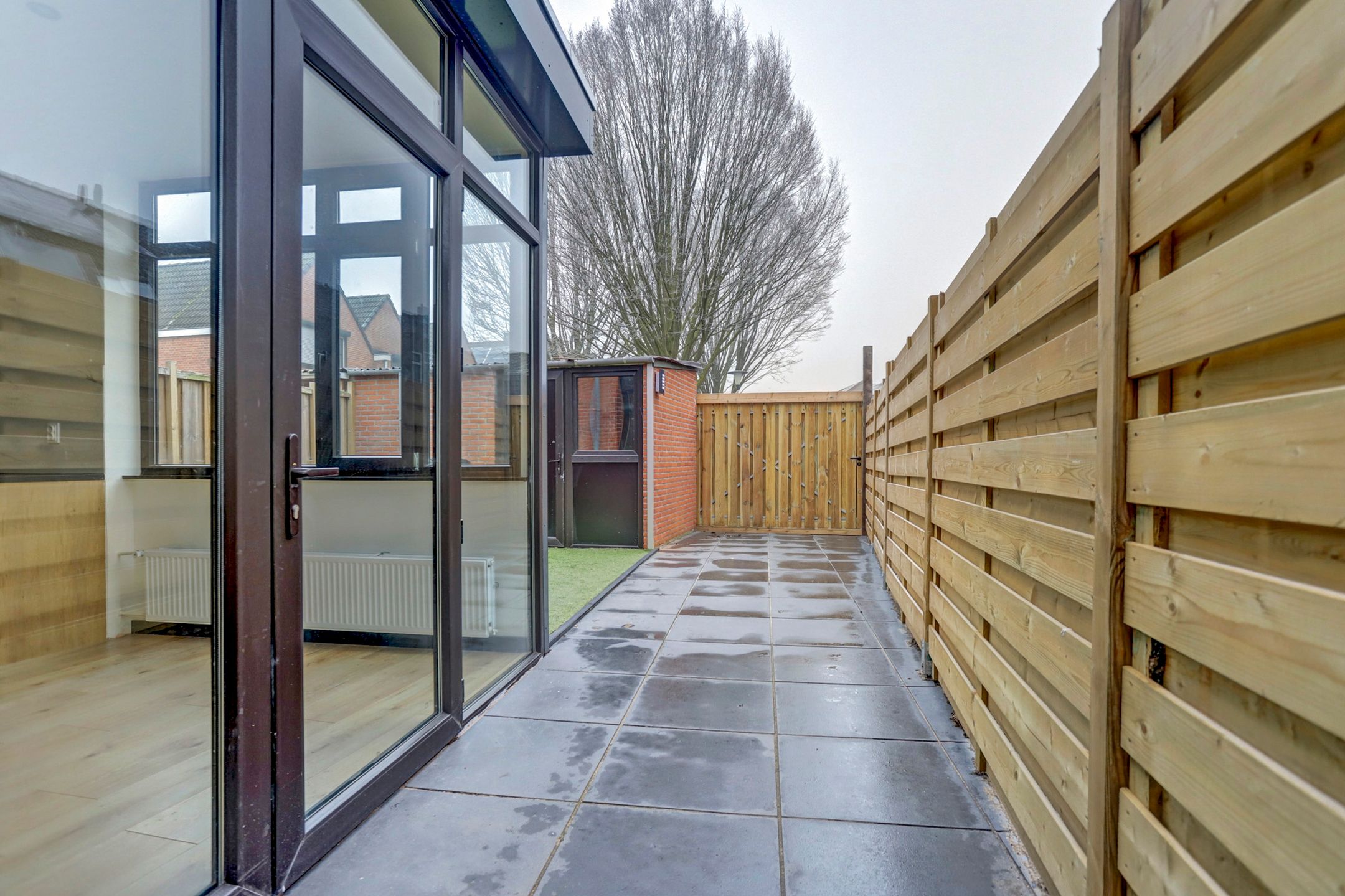 Photo 24 of Wolfstraat 37