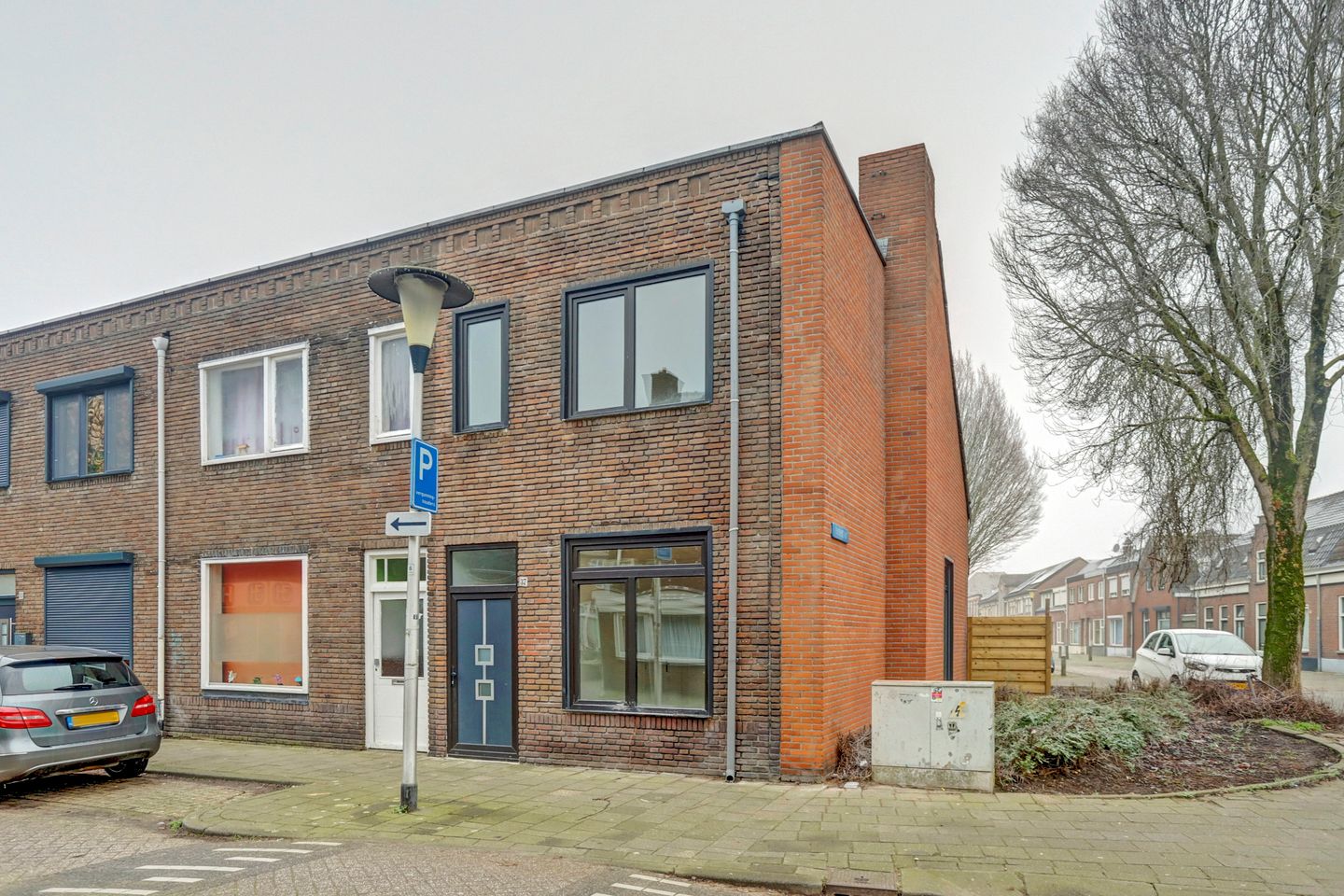 Photo 25 of Wolfstraat 37