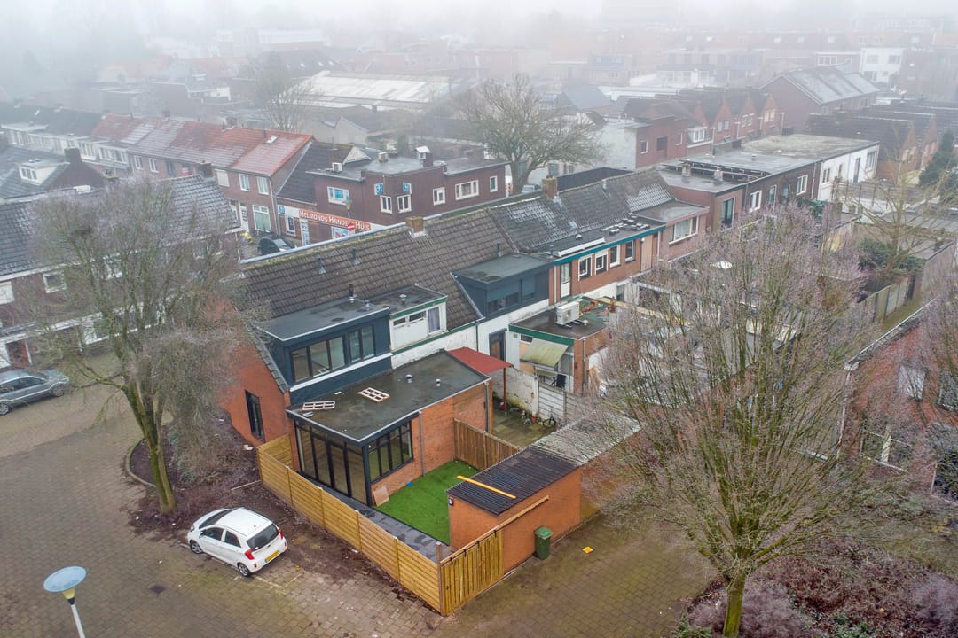 Photo 28 of Wolfstraat 37