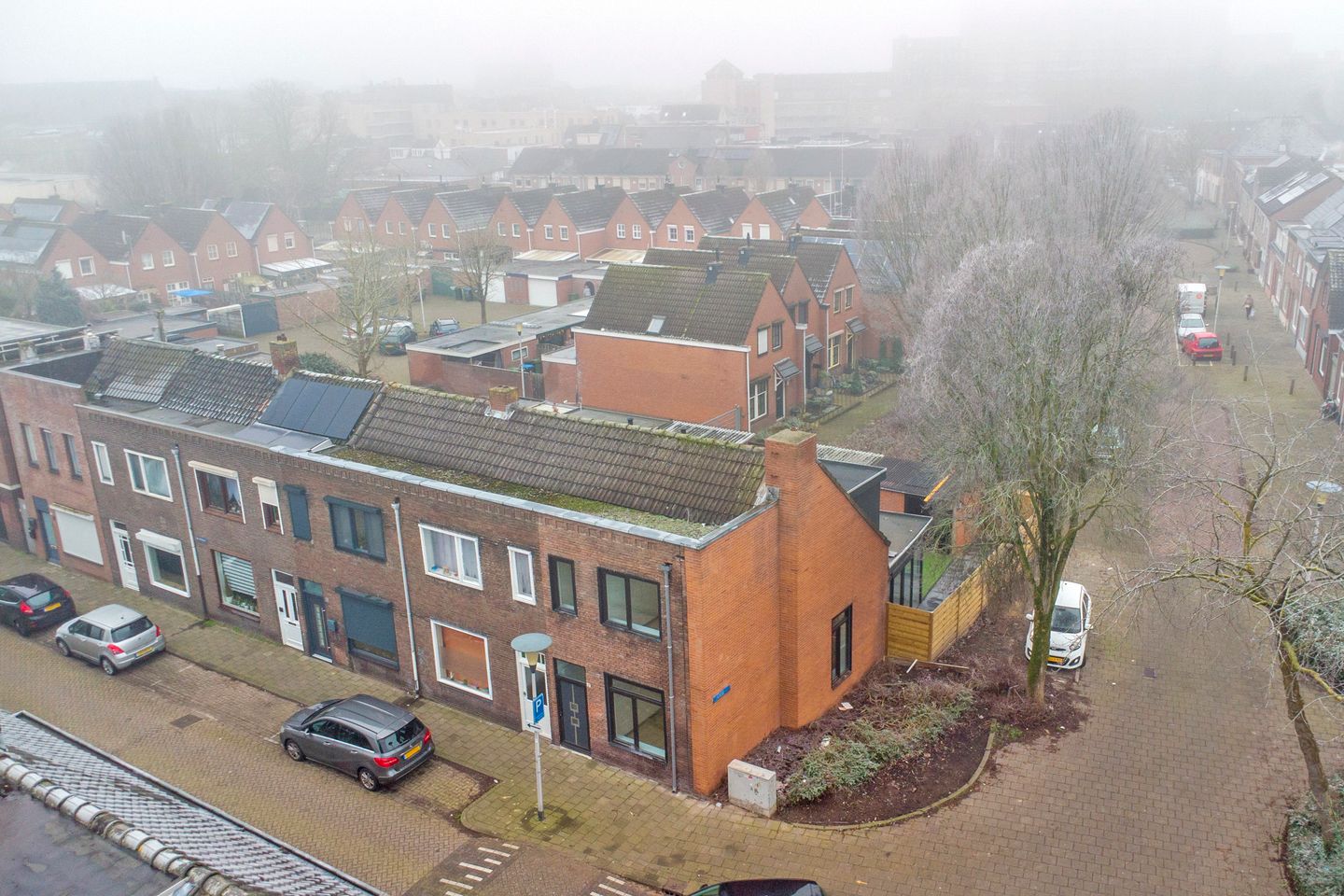 Photo 29 of Wolfstraat 37