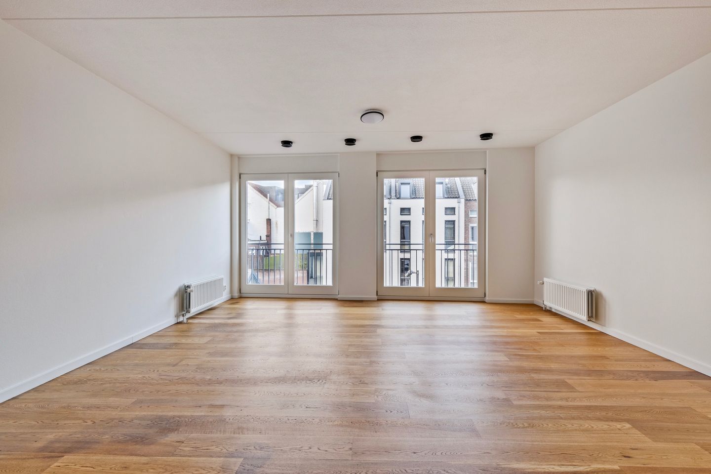 Foto 10 van Lindeplein 23