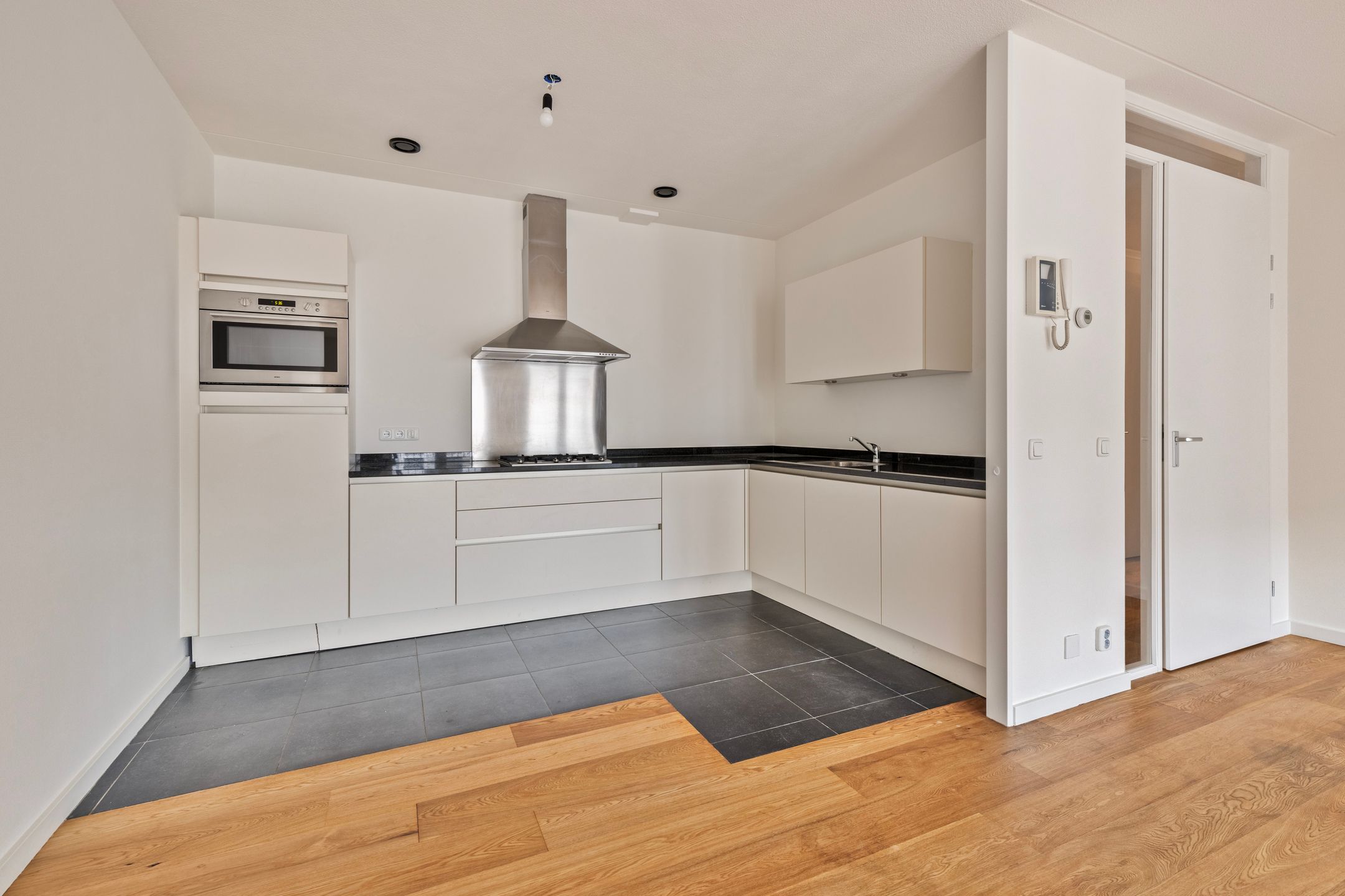 Foto 12 van Lindeplein 23