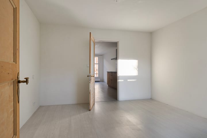 Photo 21 of Tweede van Swindenstraat 190-1