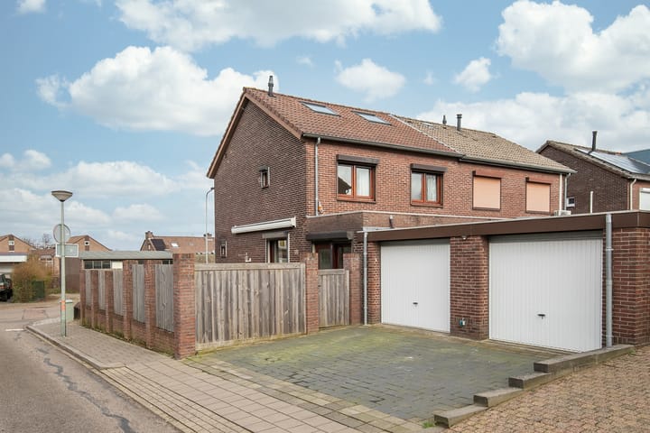 Foto 2 van Hovenstraat 110