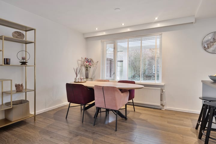 Foto 7 van Angelastraat 7