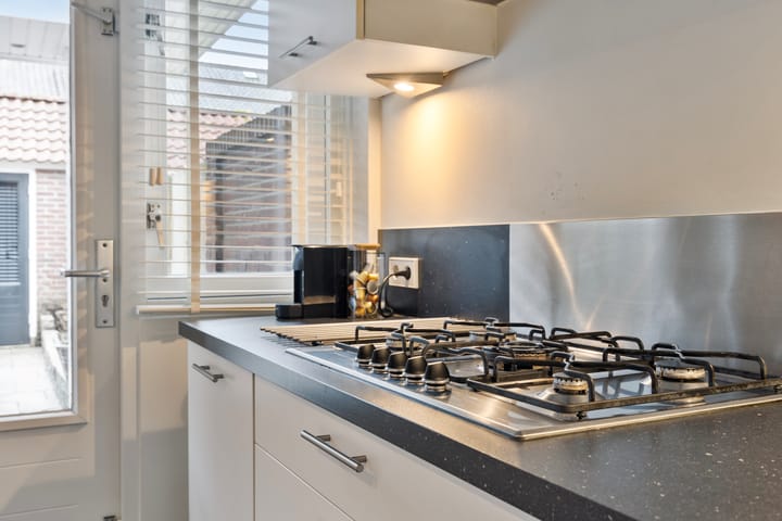 Foto 11 van Angelastraat 7