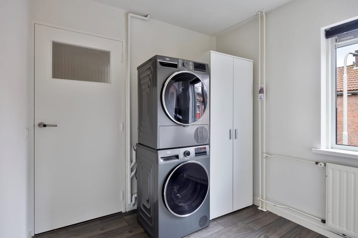 Foto 22 van Angelastraat 7