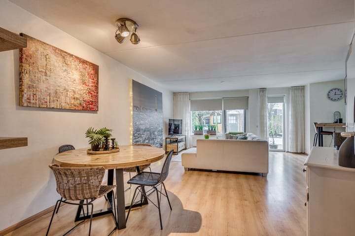 Foto 7 van Lisdodde 22