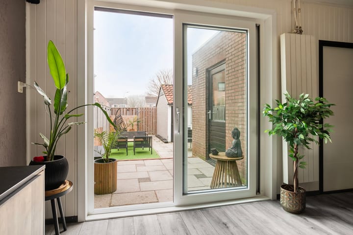 Foto 10 van dr. Leenhoutsstraat 19