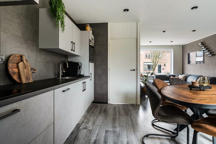 Foto 12 van dr. Leenhoutsstraat 19