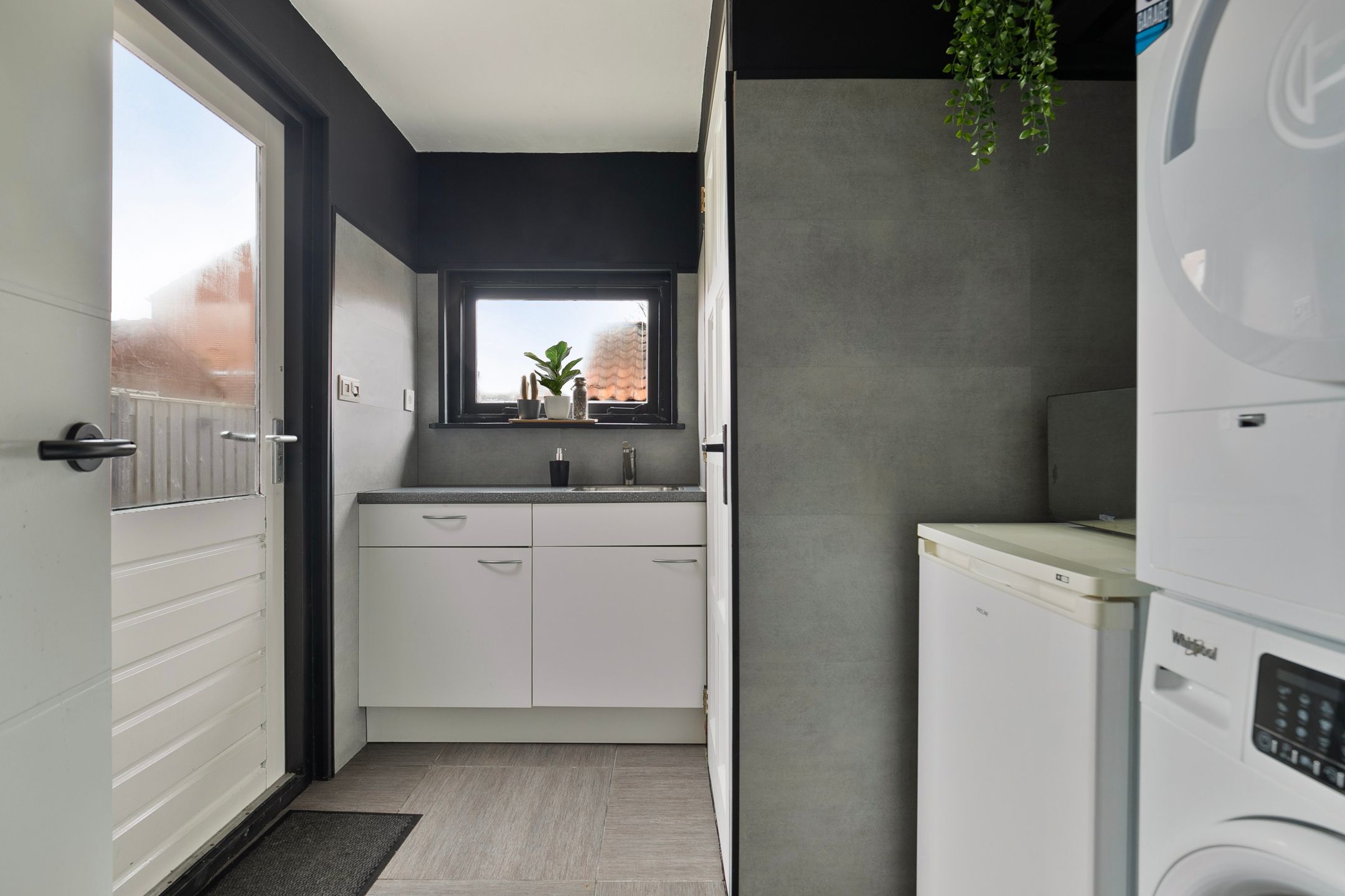 Foto 15 van dr. Leenhoutsstraat 19