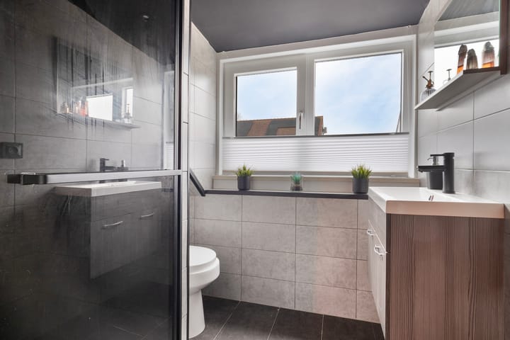 Foto 21 van dr. Leenhoutsstraat 19