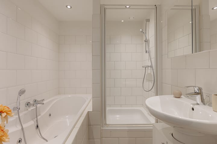 Foto 20 van Raamstraat 29-2