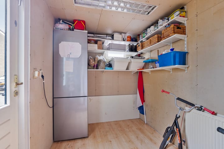 Photo 15 of Tirolstraat 9