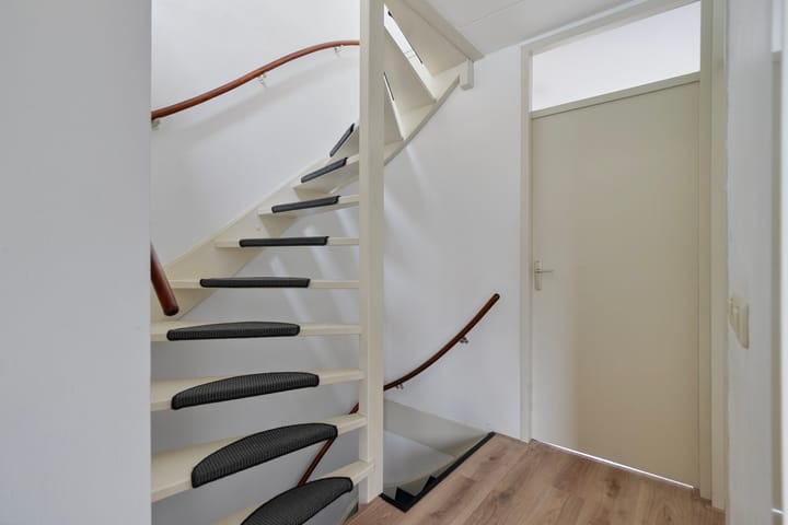 Photo 16 of Tirolstraat 9