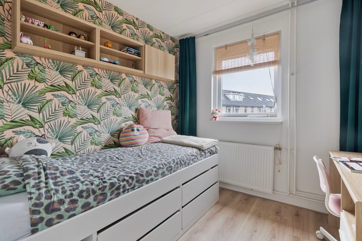 Photo 19 of Tirolstraat 9