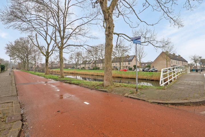 Photo 34 of Tirolstraat 9