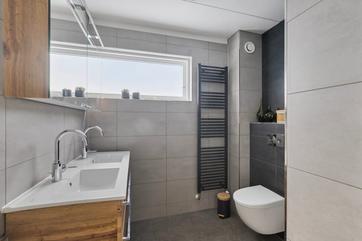 Foto 4 van Tirolstraat 9