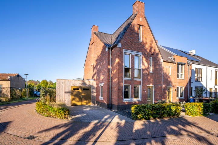 Foto 1 van Lupinestraat 9