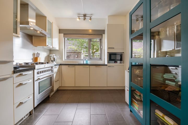 Foto 10 van Witte de Withstraat 40