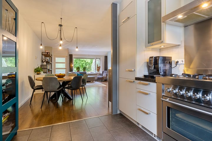 Foto 12 van Witte de Withstraat 40