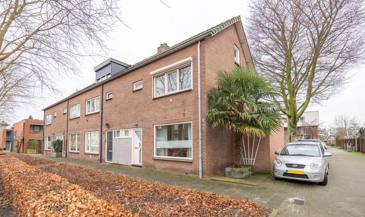 Foto 8 van Perikweg 42