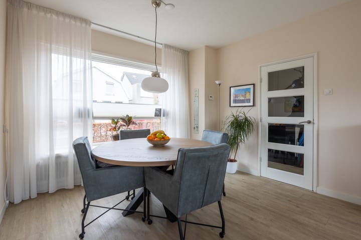 Foto 15 van Perikweg 42