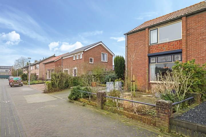 Foto 49 van Anjerstraat 13