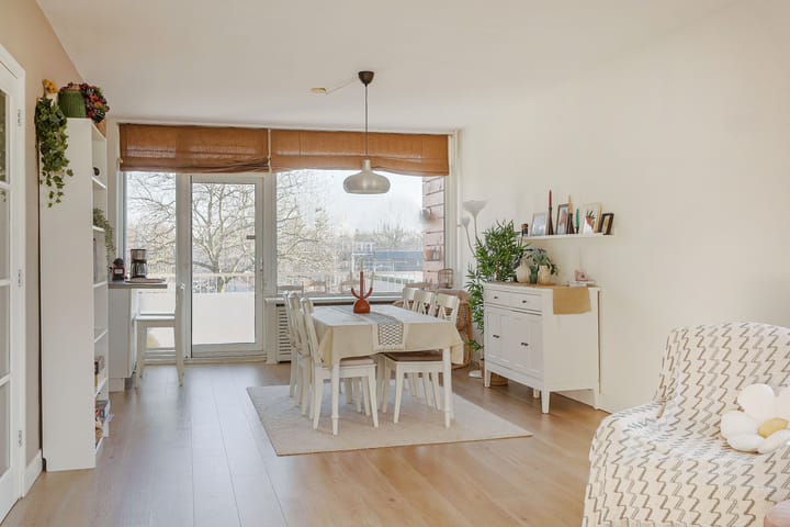 Foto 4 van Rooswijck 8