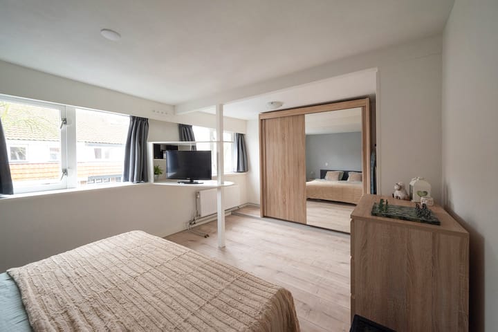 Foto 21 van Borneostraat 27