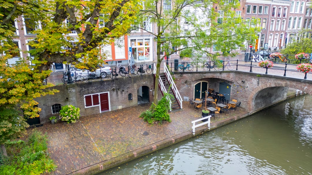 Foto 1 van Oudegracht 327