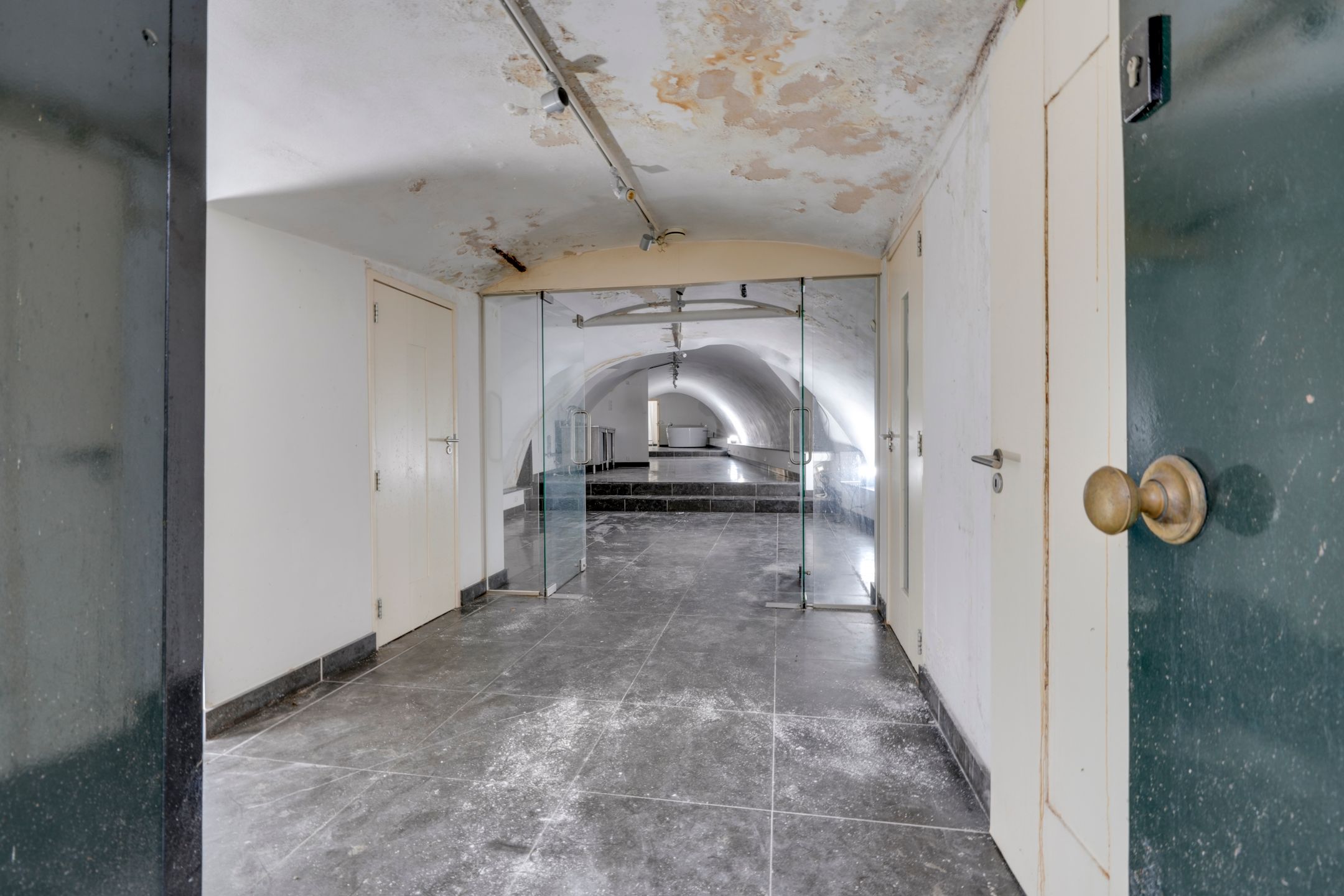 Foto 6 van Oudegracht 327