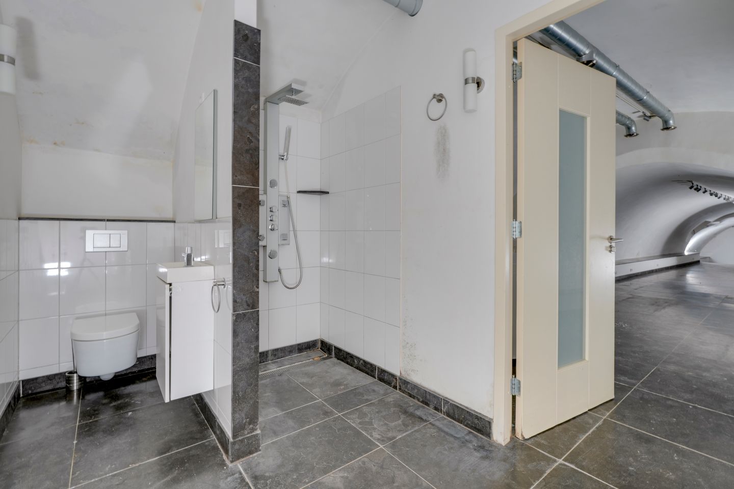 Foto 14 van Oudegracht 327