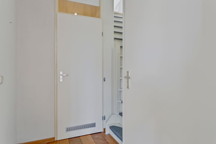 Photo 14 of Galjoen 20