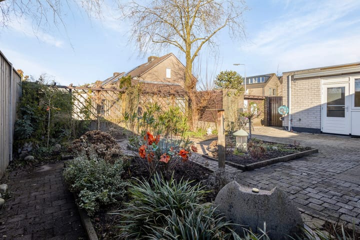 Photo 21 of Galjoen 20