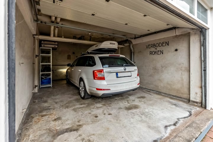 Foto 9 van Stokroosstraat 323