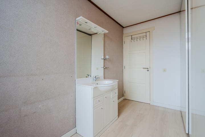 Photo 32 of Golfweg 42