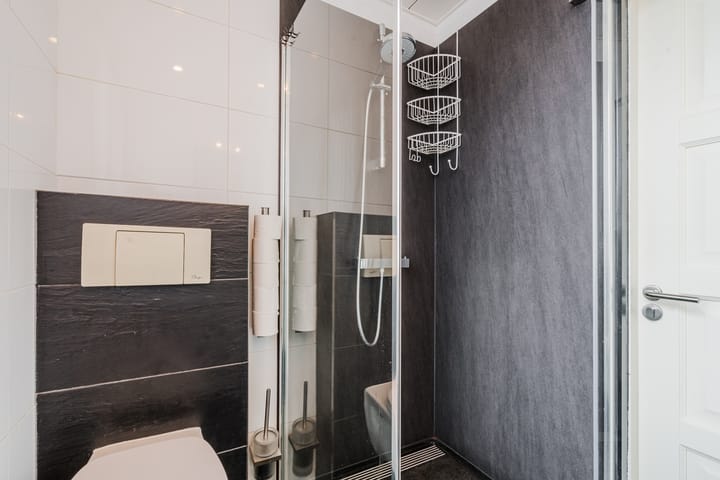 Photo 37 of Golfweg 42