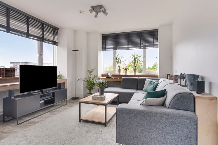 Foto 2 van Stationsplein 12-H