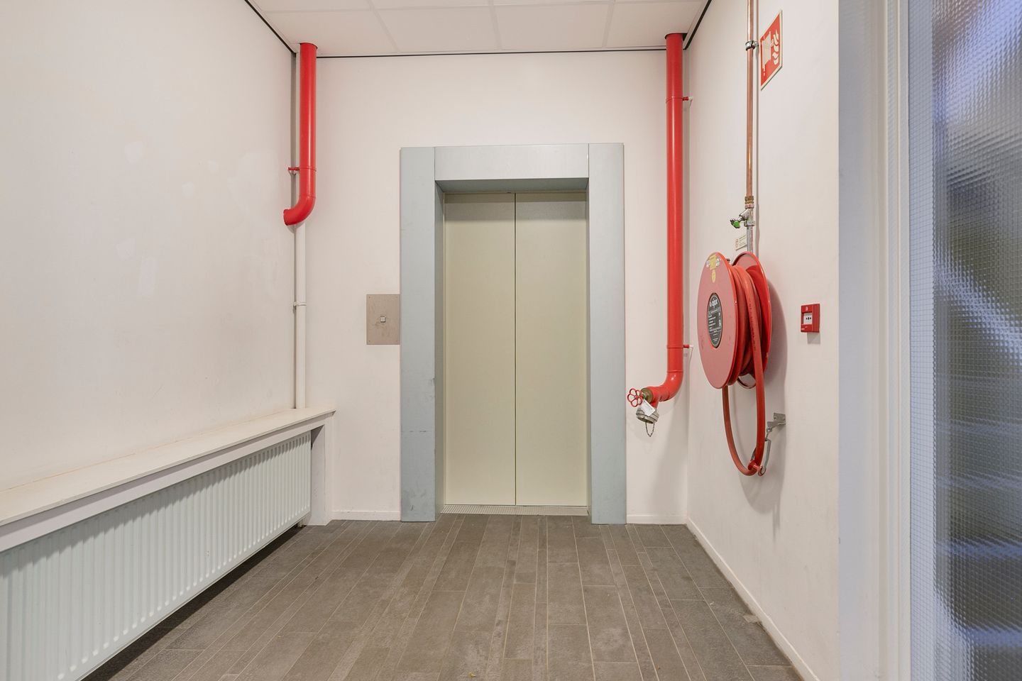 Foto 19 van Stationsplein 12-H