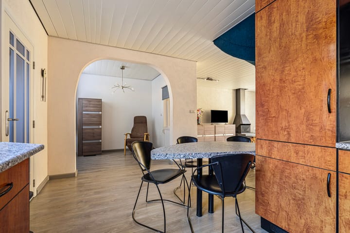 Foto 16 van Azarooldoorn 15