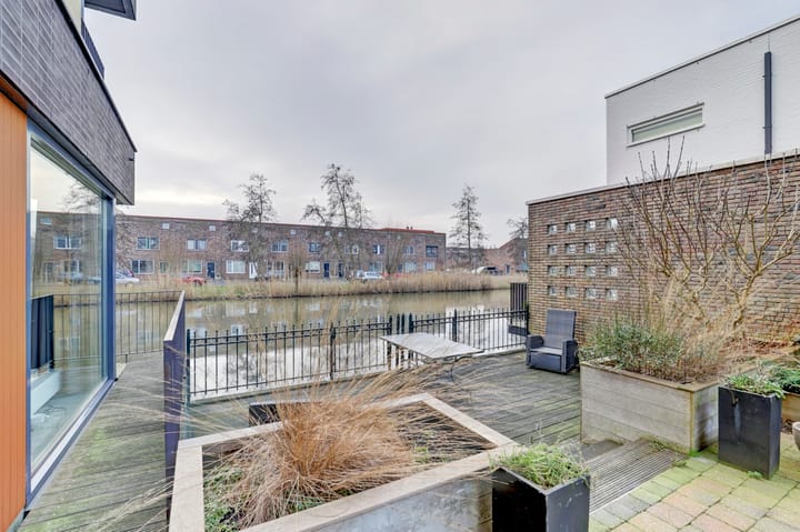 Foto 18 van Anna Jacominaplaat 4